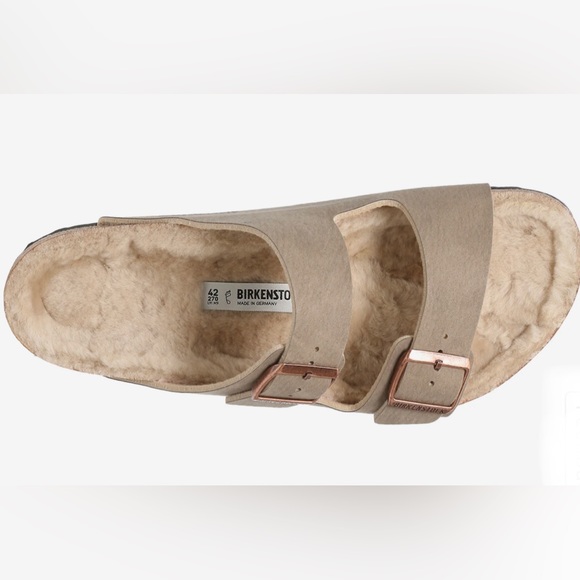 NWT Birkenstock Shearling Microfiber Arizona Sandal in Desert Dust Taupe - Picture 9 of 11